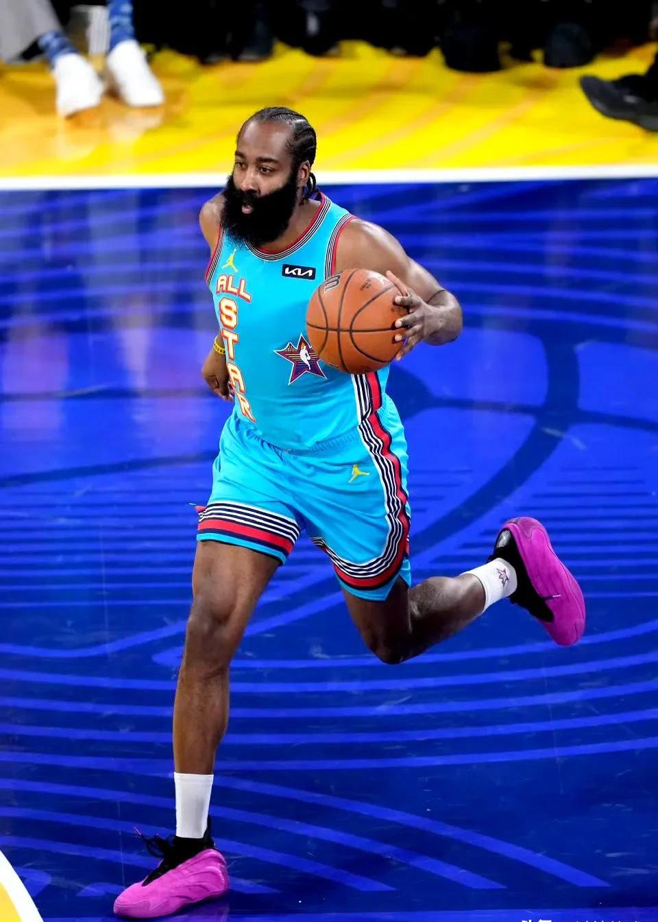 哈登险胜全明星入选，三连败关键表现点燃全场！